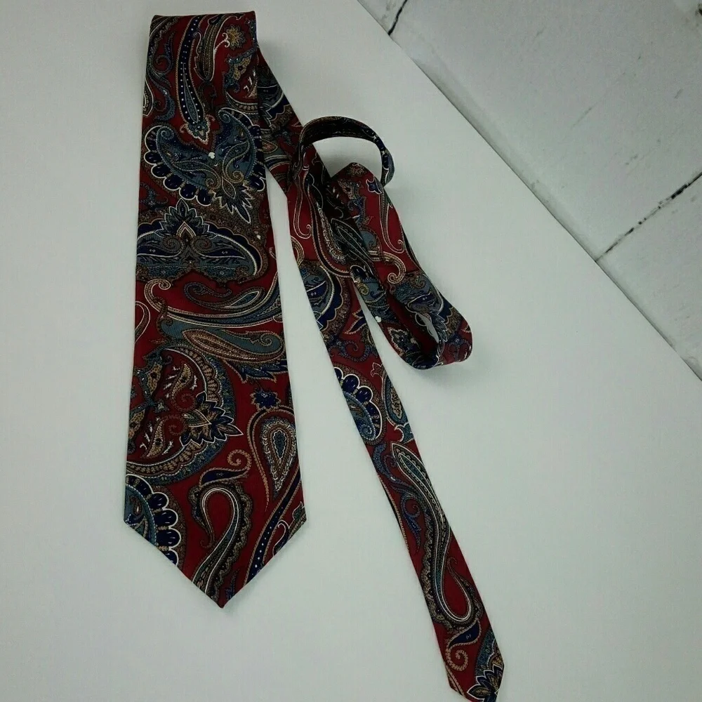 Wembly Red Blue Brown Paisley Silk Neck Tie